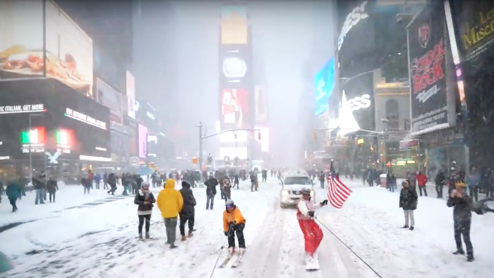 videos/2016/01/24/renegade-nyc-snowboarding-with-the-nypd/160124-joiner-nycboarding_fu9bsh