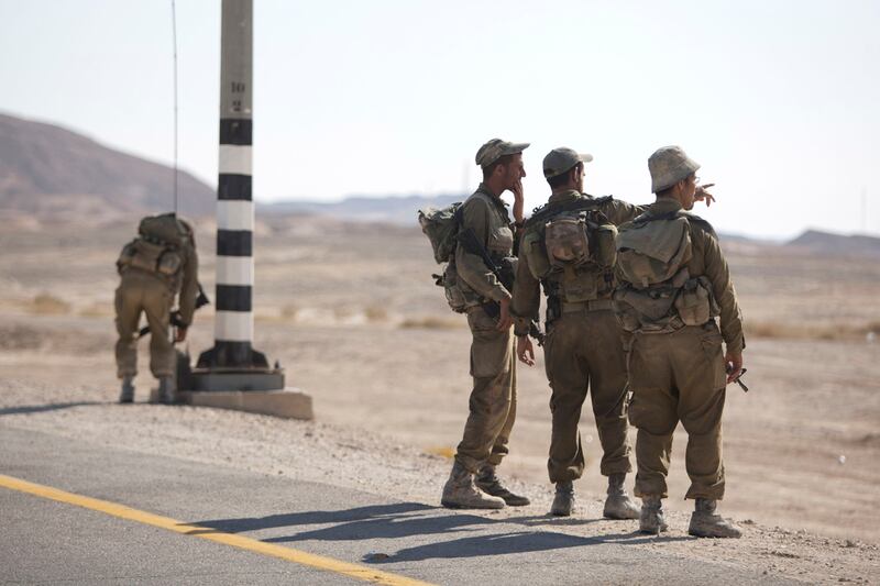 articles/2011/08/18/israel-attacked-by-terrorists-from-sinai/israel-sinai-attacks-ephron_dadg1p