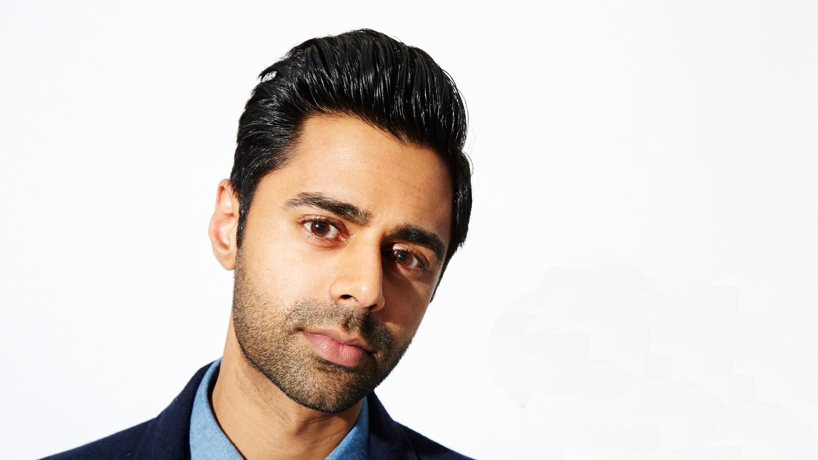 articles/2016/10/31/hasan-minhaj-on-trump-s-love-of-dictatorships-and-the-daily-show-post-stewart/161030-Wilstein-Hasan-Minhaj-tease_dseyyn