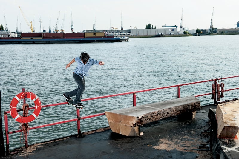 galleries/2015/10/06/skaters-all-over-the-world-photos/090716_skate_the_world_09_tmqif5
