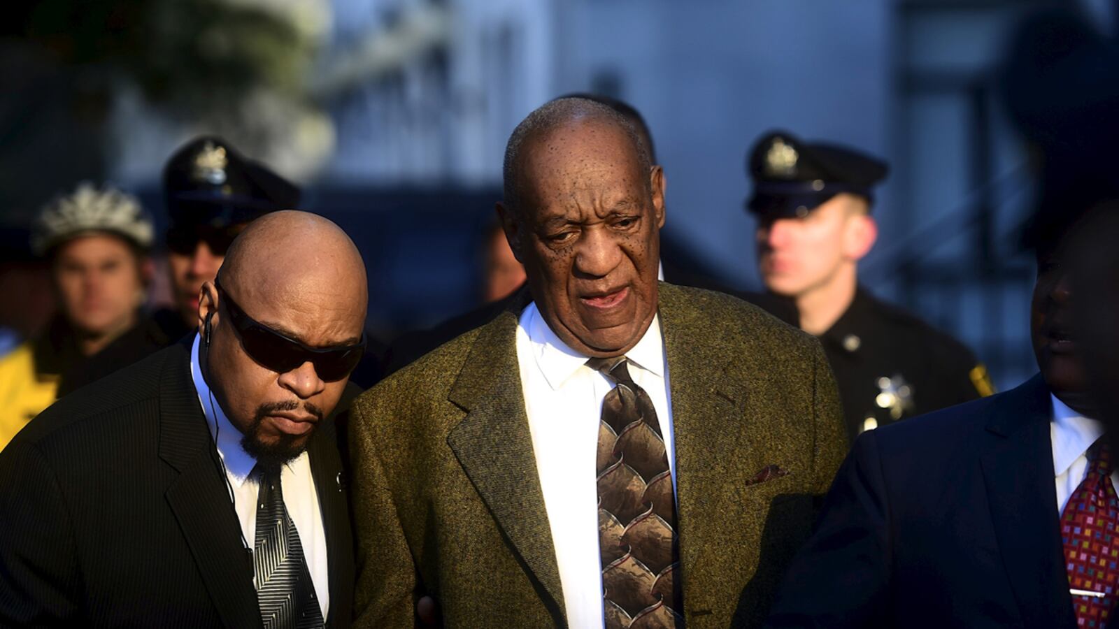 cheats/2016/02/18/cosby-suing-assault-accuser-constand/160218-cosby-constand-cheat_drxcao