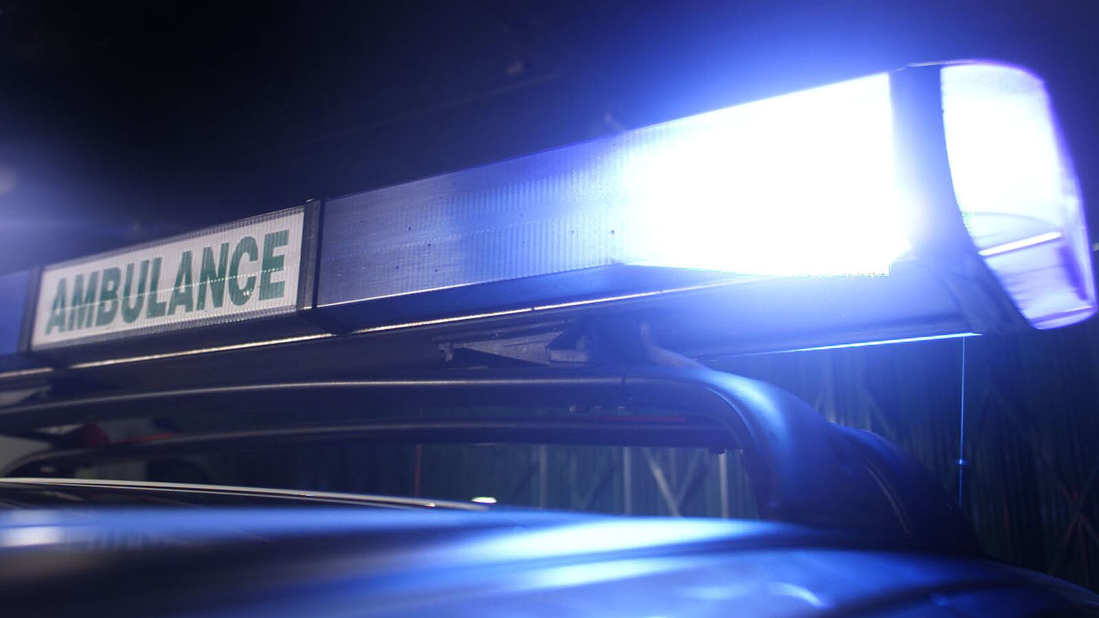 2002-06-28T000000Z_2136575488_RP3DRIBKWSAB_RTRMADP_3_BRITAIN_1_fbvbb6