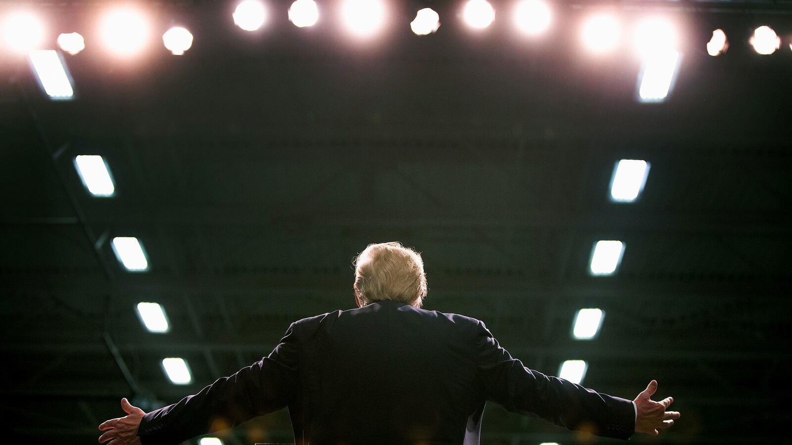 articles/2017/04/15/trump-has-power-but-is-not-great/170415-reid-trump-false-icon-tease_tjrclg