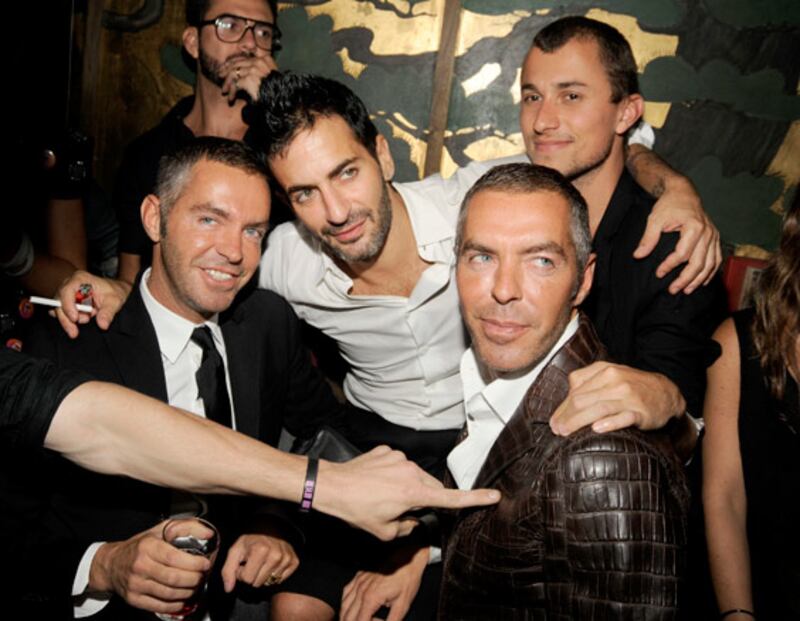 galleries/2009/09/15/marc-jacobs-v-magazine-celebrate-lady-gaga/marc-jacoparty-8_zhjve8