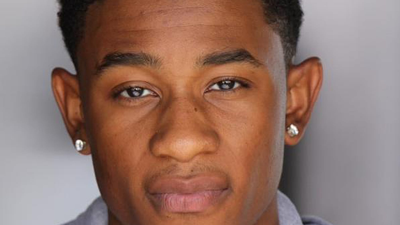 articles/2015/07/16/high-school-musical-3-and-aim-high-child-star-accused-of-aiming-gun-at-cops/150716-swin-justin-martin-tease_uoallw