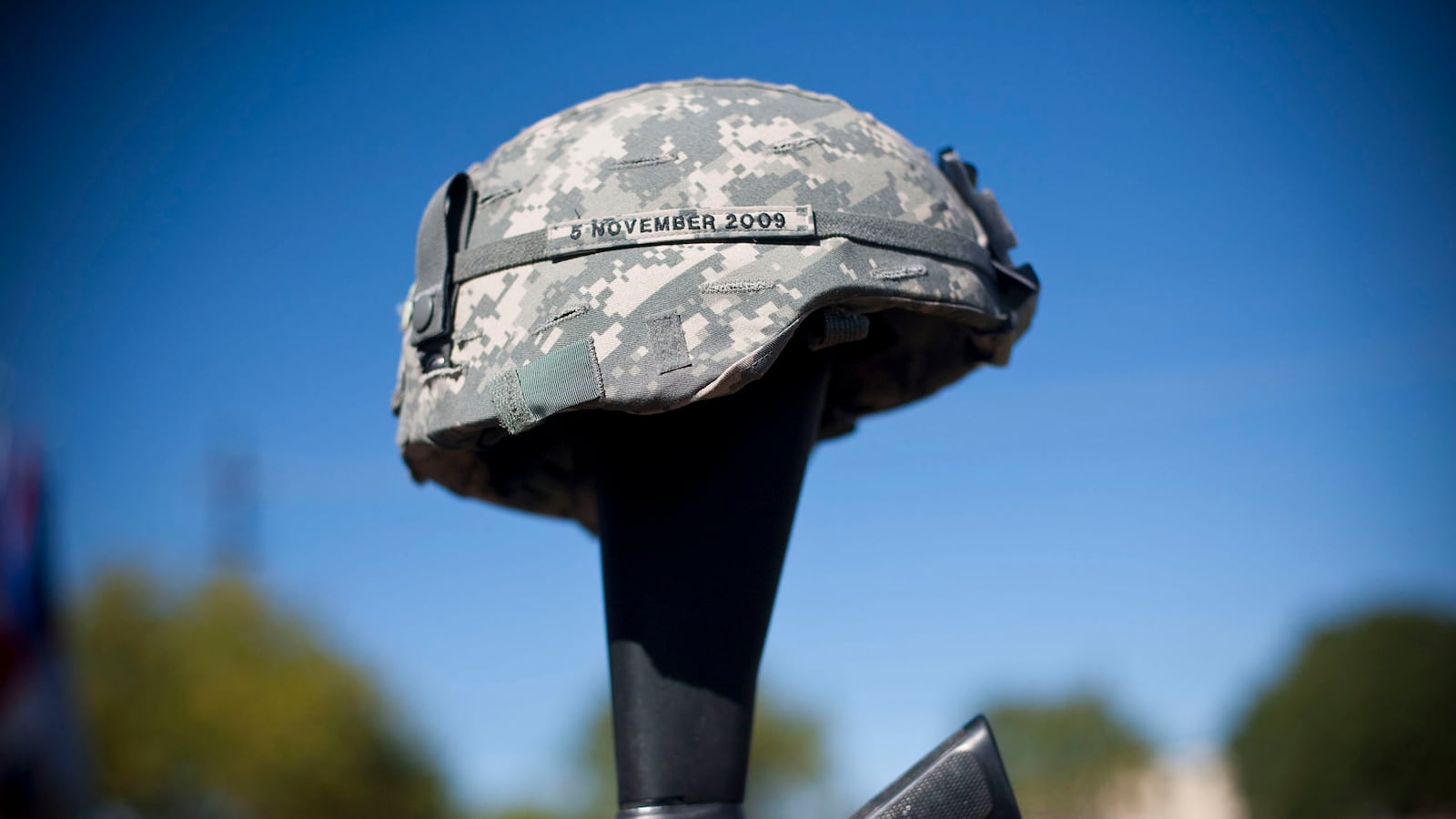 cheats/2014/09/10/38-men-raped-in-u-s-military-each-day/140910-military-rape-cheat_vdemzy