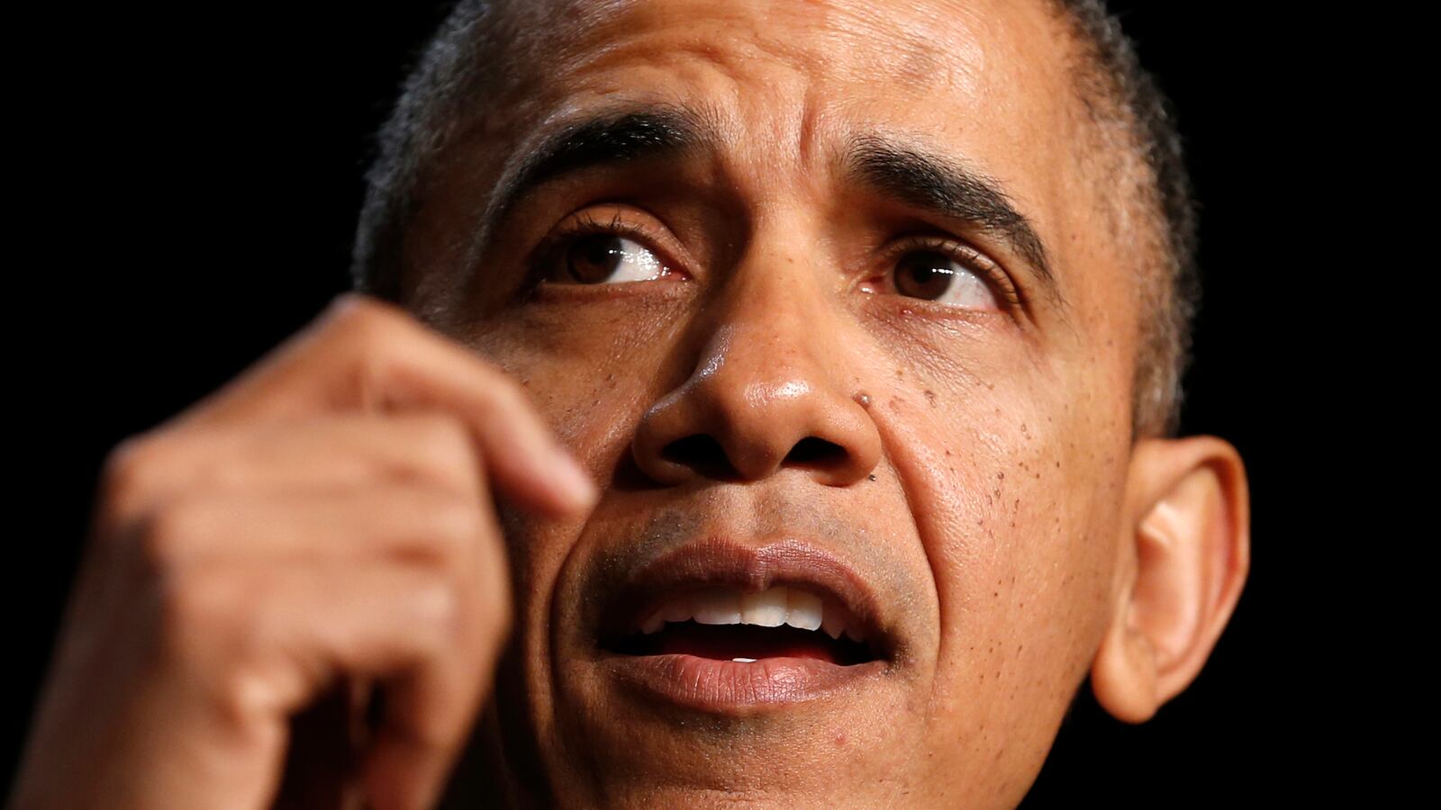 cheats/2014/02/06/sources-obama-offers-to-stay-away/140206-obama-cheat_vawydb