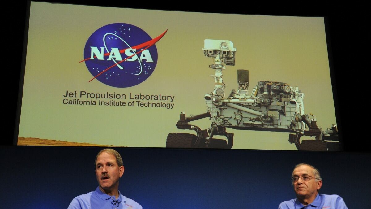 cheats/2012/08/05/nasa-rover-may-land/nasa-rover-cheat_psz2wa