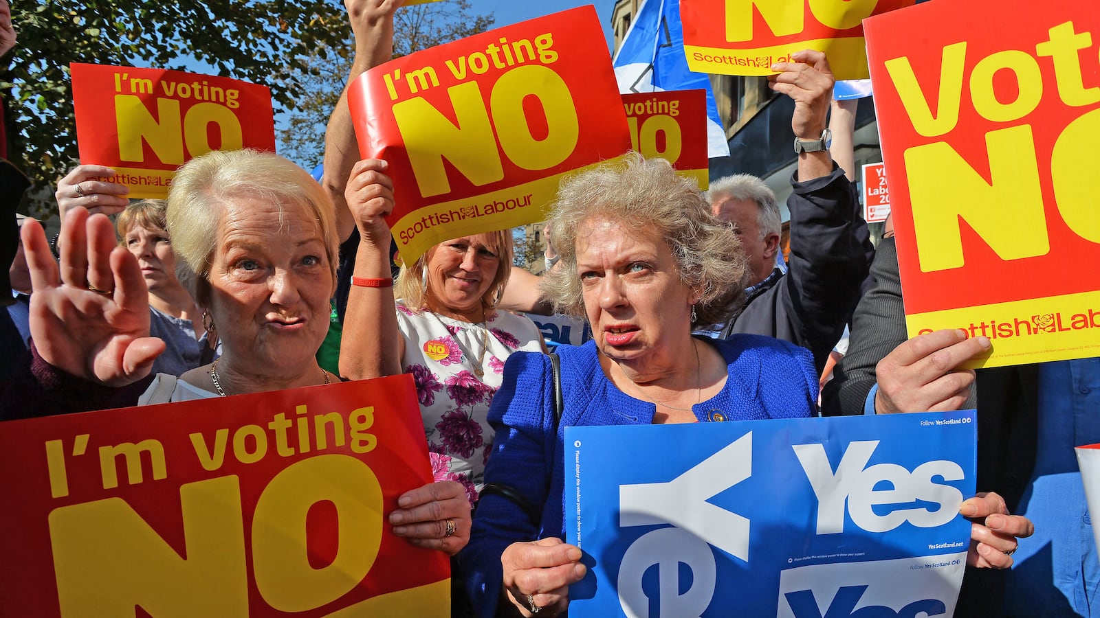 articles/2014/09/10/anarchy-for-the-u-k-british-leaders-panicking-over-scottish-vote-for-independence/140910-hines-scotland-vote-tease_js8tku