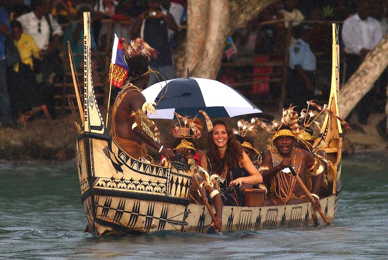galleries/2012/09/22/the-best-of-prince-william-kate-s-jubilee-south-pacific-visit-photos/will-kate-tour-5_dmdbvn