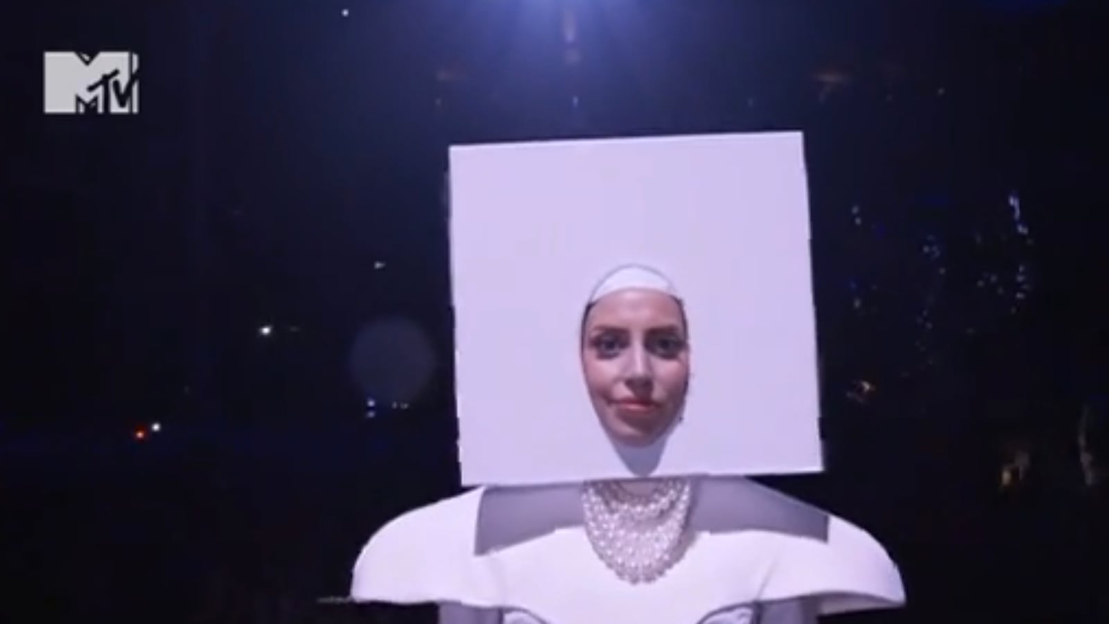 articles/2013/08/25/vmas-2013-wildest-moments-lady-gaga-miley-cyrus-more-video/130825-vmas-crazy-videos-tease_zpatea