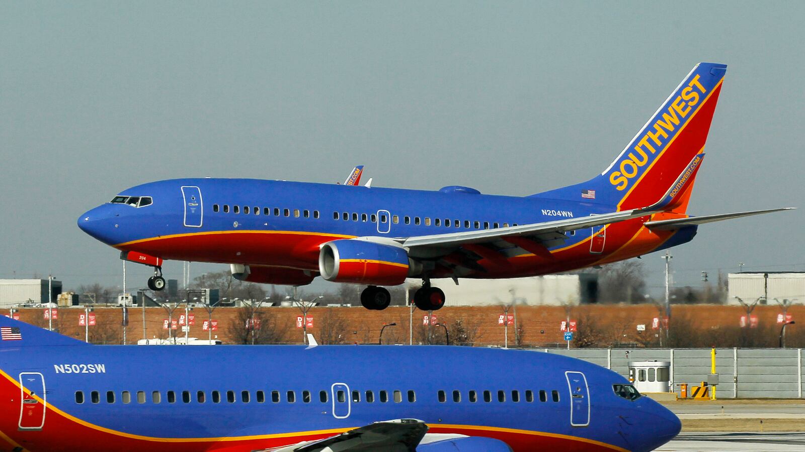 cheats/2013/06/22/southwest-cancels-57-flights/130622-southwest-cheat_krr5bm