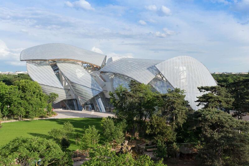 galleries/2014/10/27/frank-gehry-s-fondation-louis-vuitton-building-opens-photos/141024-ghery-paris-1_k5jswz
