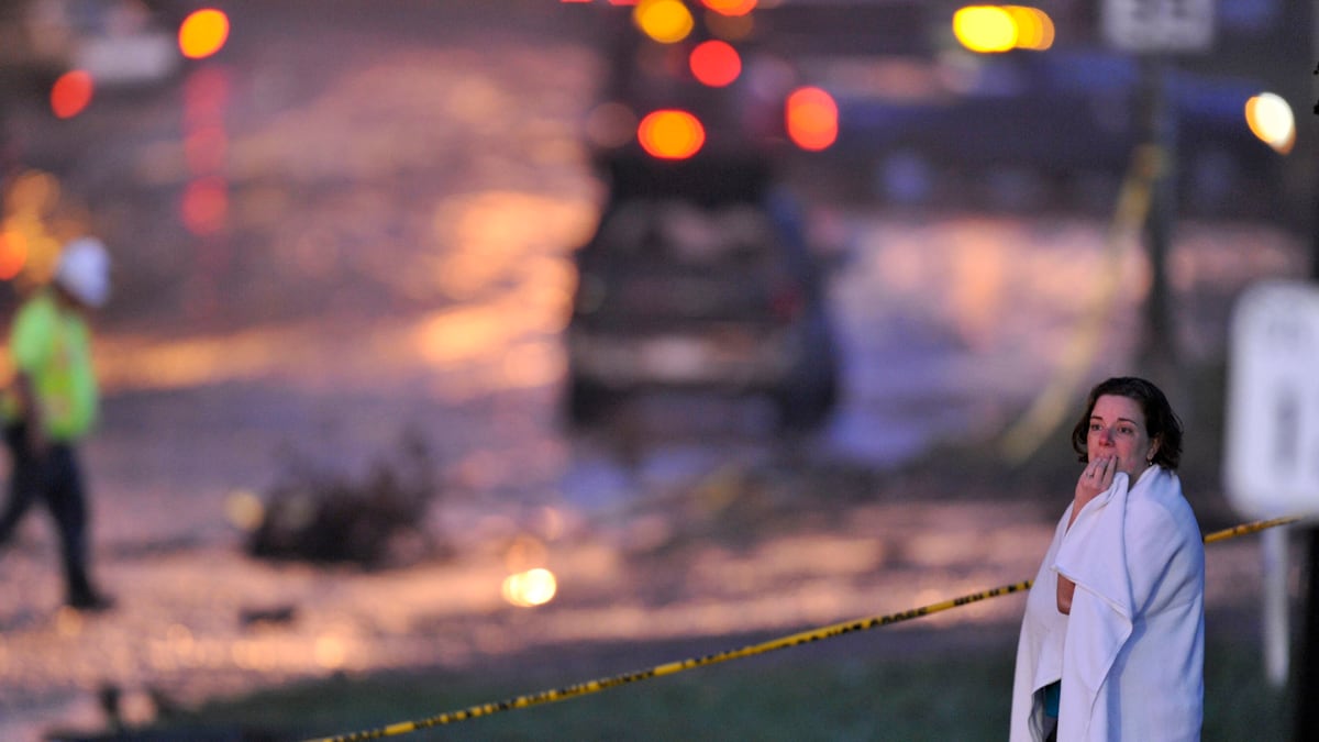 cheats/2011/08/20/three-killed-in-pa-flood/pittsburgh-flash-flood-cheat_lbzsgv