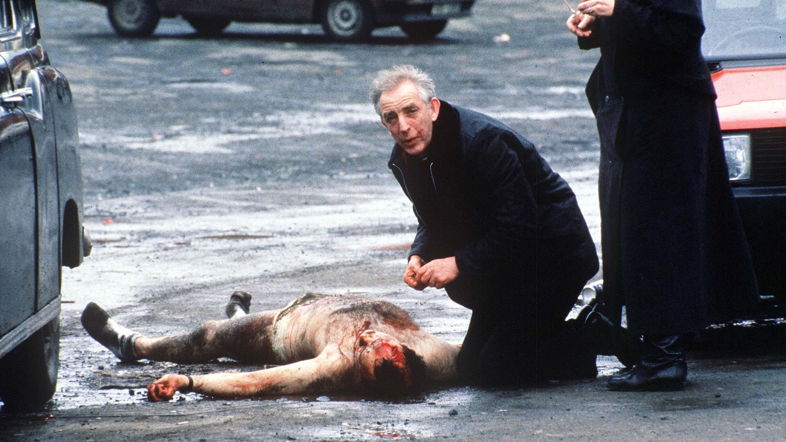 articles/2013/11/24/week-in-death-the-peacemaker-priest/131122-week-in-death-alec-reid_pwgmlb