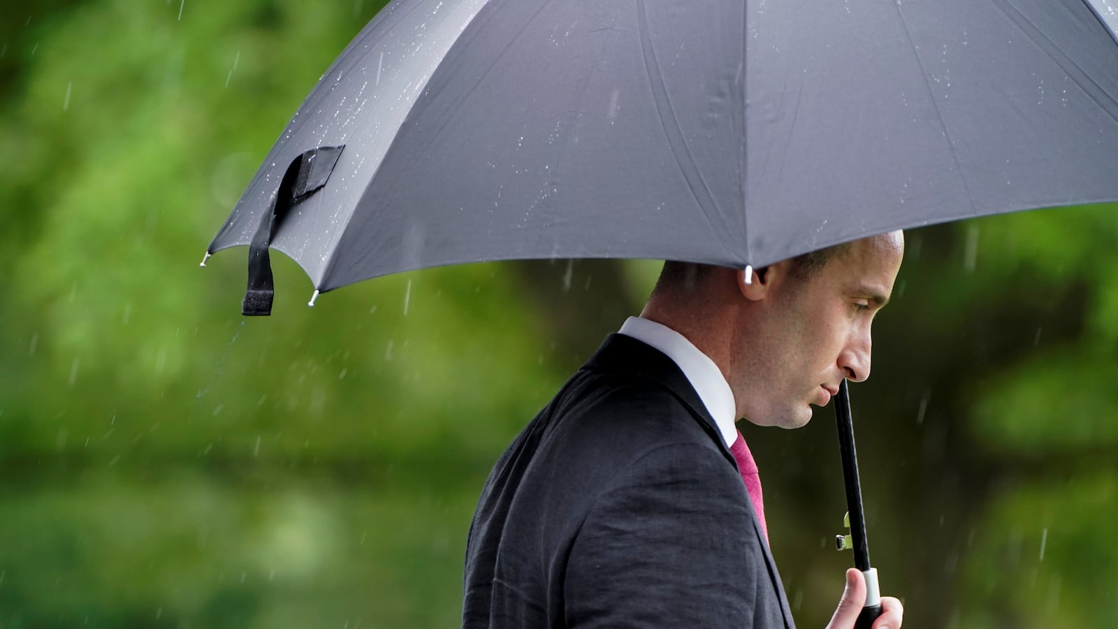 2020-06-20T000000Z_827498425_RC28DH9MZIAY_RTRMADP_3_USA-TRUMP_p7mkx4