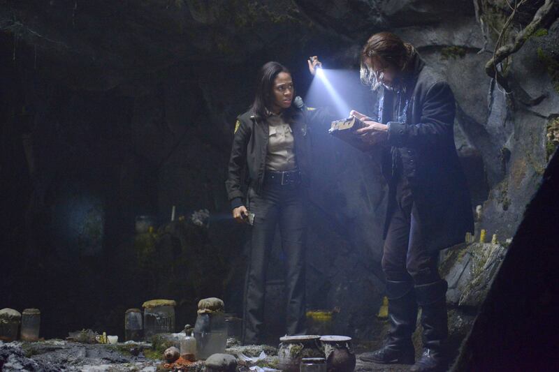 galleries/2013/09/04/fall-tv-2013-previews-9-shows-to-watch-9-shows-to-skip-photos/130903-fall-tv-sleepy-hollow_z1ubxn