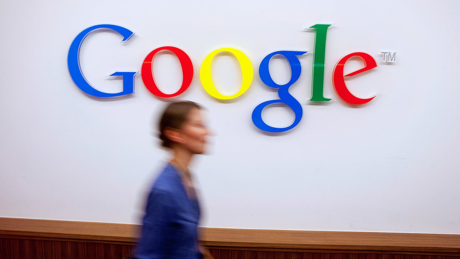 articles/2015/09/01/thank-you-google-chrome-gets-rid-of-flash-ads/150901-whittaker-google-tease_mohooh