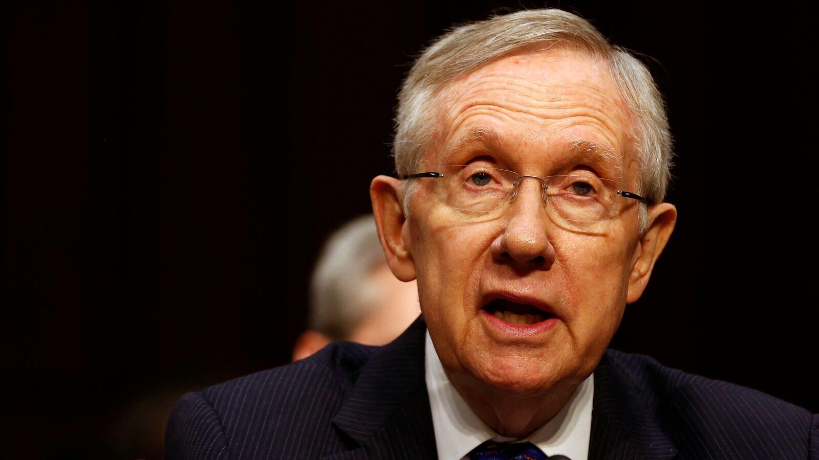 cheats/2014/06/10/senate-may-bring-gun-bill-back/140610-gun-bill-cheat_xcitjf