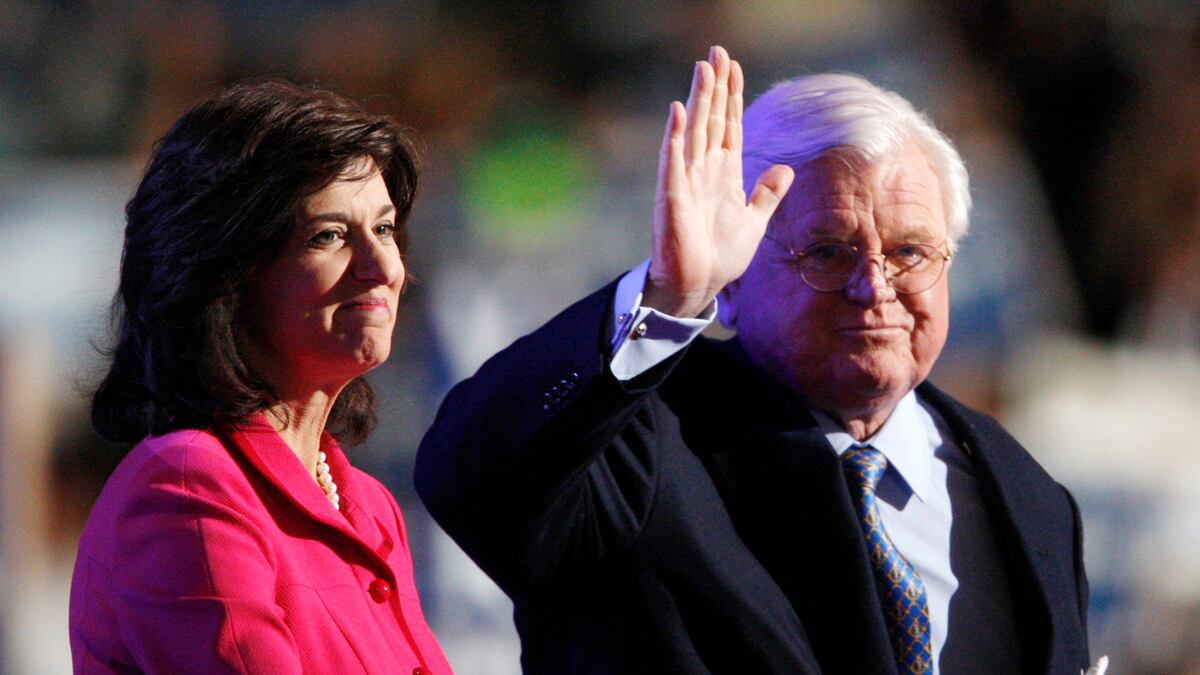 articles/2012/01/25/vicki-kennedy-on-ted-the-full-interview/vicki-kennedy-interview-romano_yhmgld