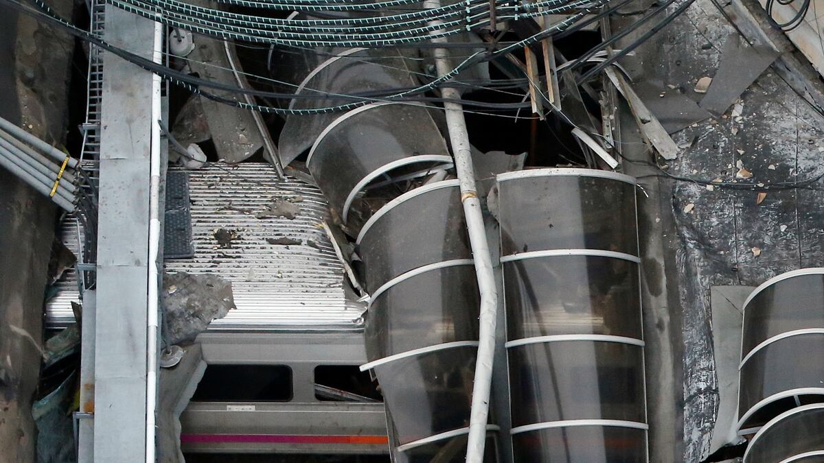 cheats/2016/10/03/black-box-didn-t-work-on-hoboken-train/161003-hoboken-train-crash-black-box-cheat_zpjh9e