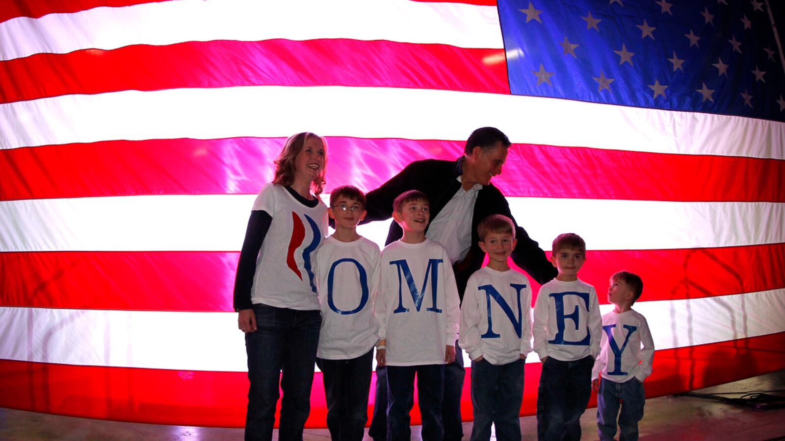 cheats/2012/02/04/mitt-romney-grabs-early-lead/romney-nevada-lead-cheat_pgshro