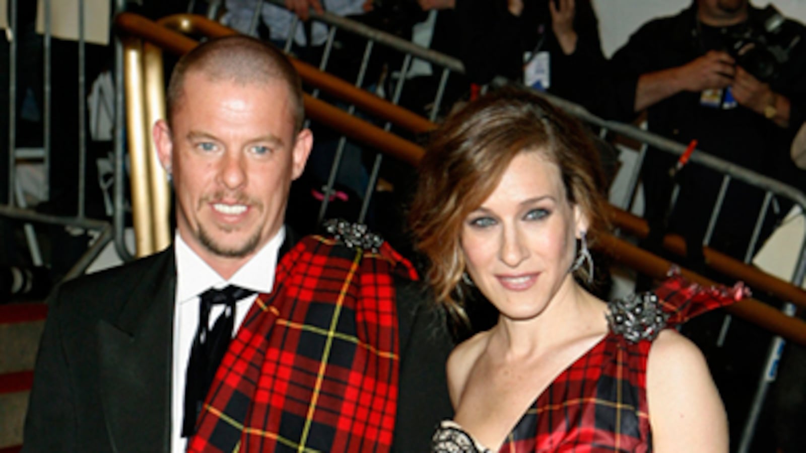 articles/2011/05/02/alexander-mcqueen-tribute-at-met-marks-founders-artistry-royal-wedding-triumph/givhan-mcqueen-met_177162_iytnwz