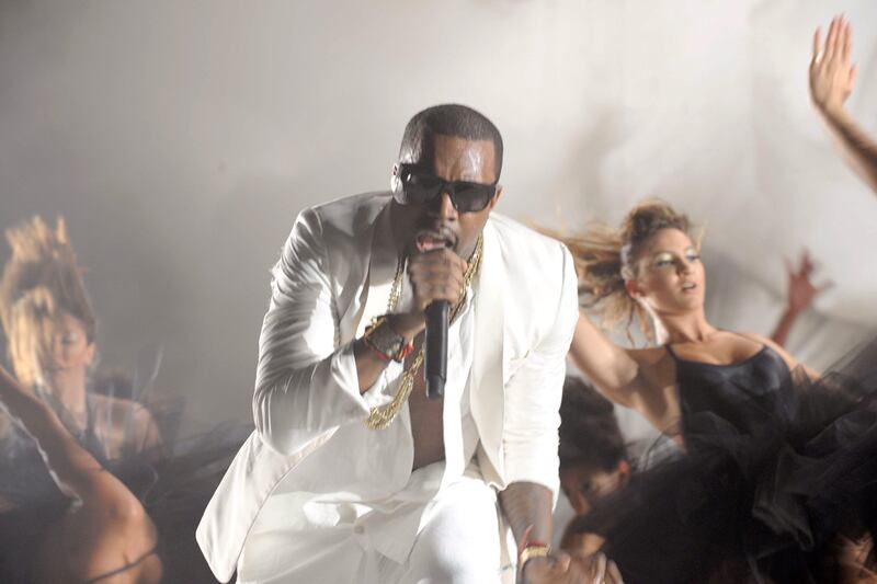 articles/2011/09/11/kanye-west-musical-australian-production-celebrates-the-rapper/kanye-the-musical-kesa_mlo7zz