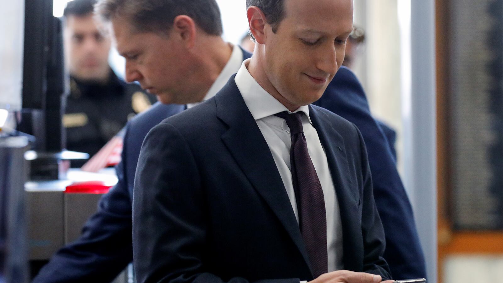 2019-10-23T140953Z_79698367_RC1F045177E0_RTRMADP_3_FACEBOOK-CONGRESS_rfvevd