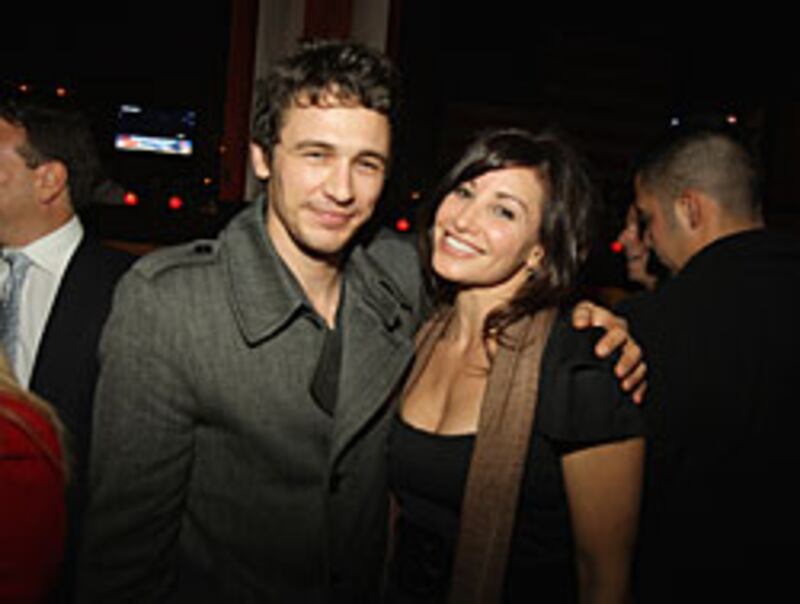 articles/2008/11/05/where-we-found-ethan-hawke-harvey-weinstein-and-jessica-alba-last-night/syme-party-2_inegwd