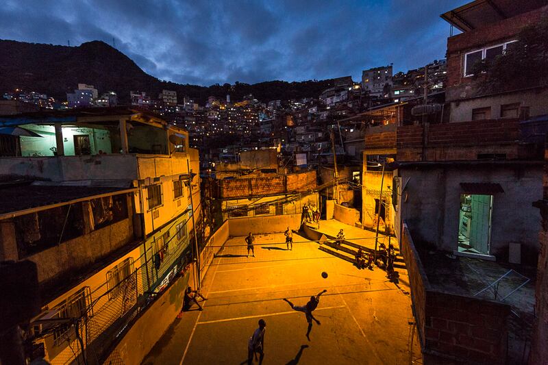 galleries/2014/06/06/goooaaal-soccer-obsession-around-brazil-photos/140606-brazil-soccer1_vhittl