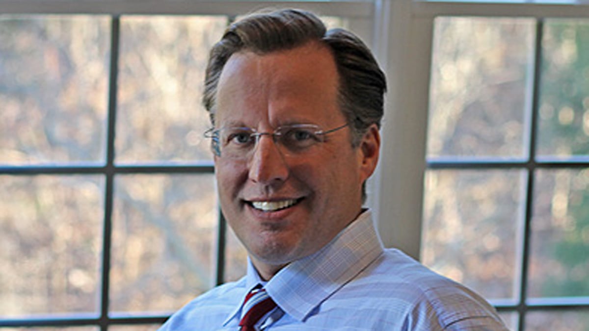 cheats/2014/06/11/cantor-killer-not-sure-about-minimum-wage/140611-dave-brat-cheat_ktpcje