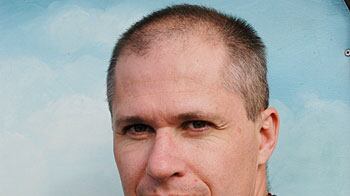 articles/2009/05/14/way-out-of-sarajevo/ciabattari-aleksander-hemon_26674_kfl6pu