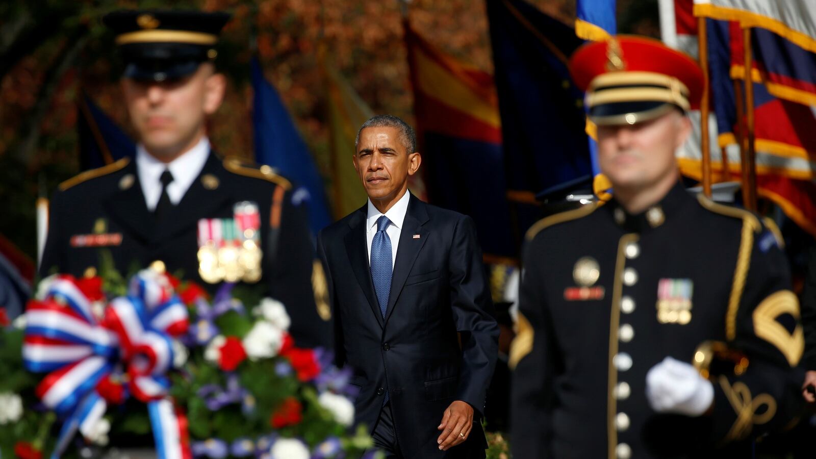 cheats/2016/11/11/obama-encourages-unity-on-veterans-day/161111-veterans-day-obama-cheat_zzj45q