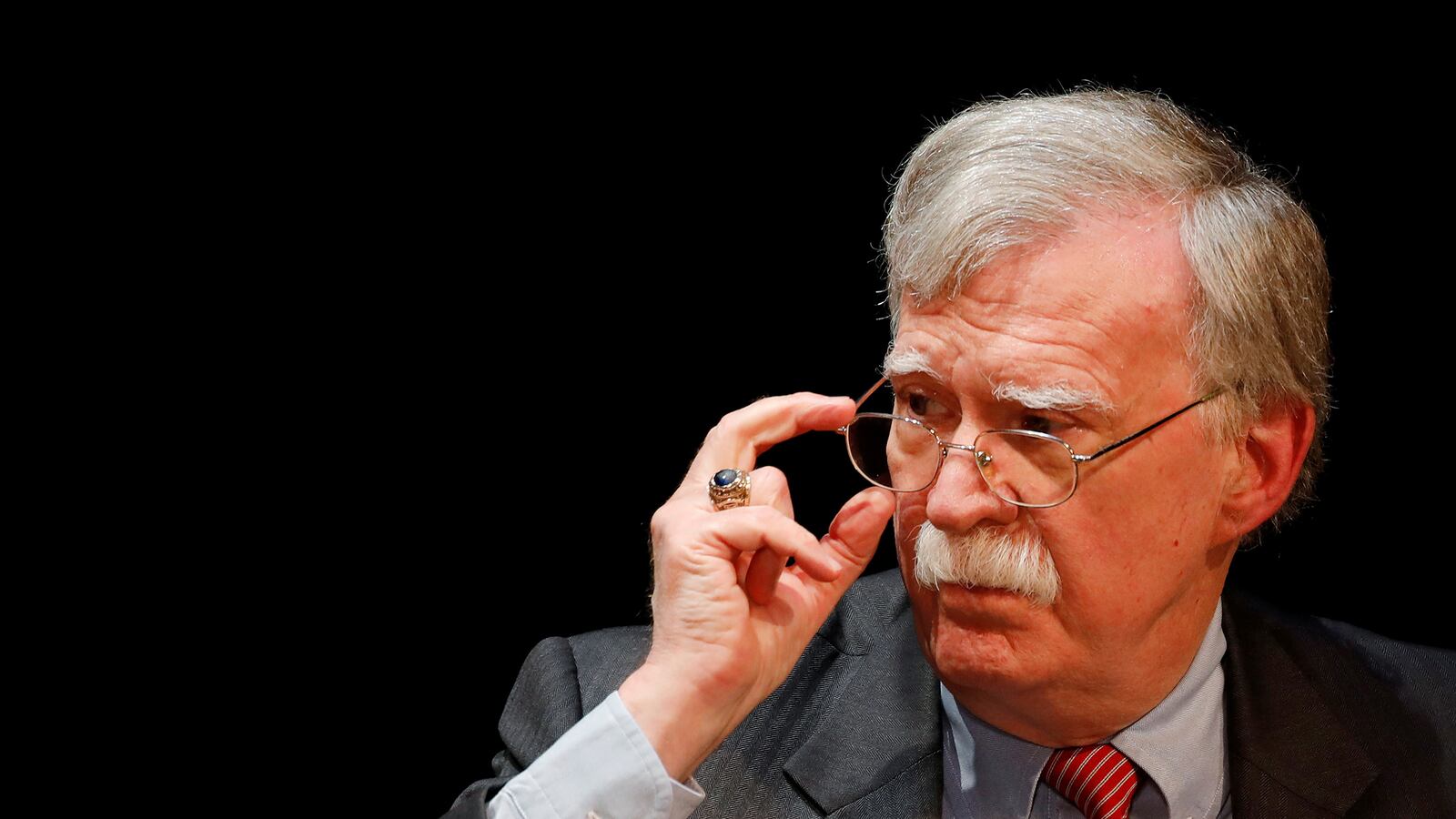 2020-02-18T042142Z_2021733665_RC2P2F9ELBSV_RTRMADP_3_USA-TRUMP-BOLTON_cyzetb