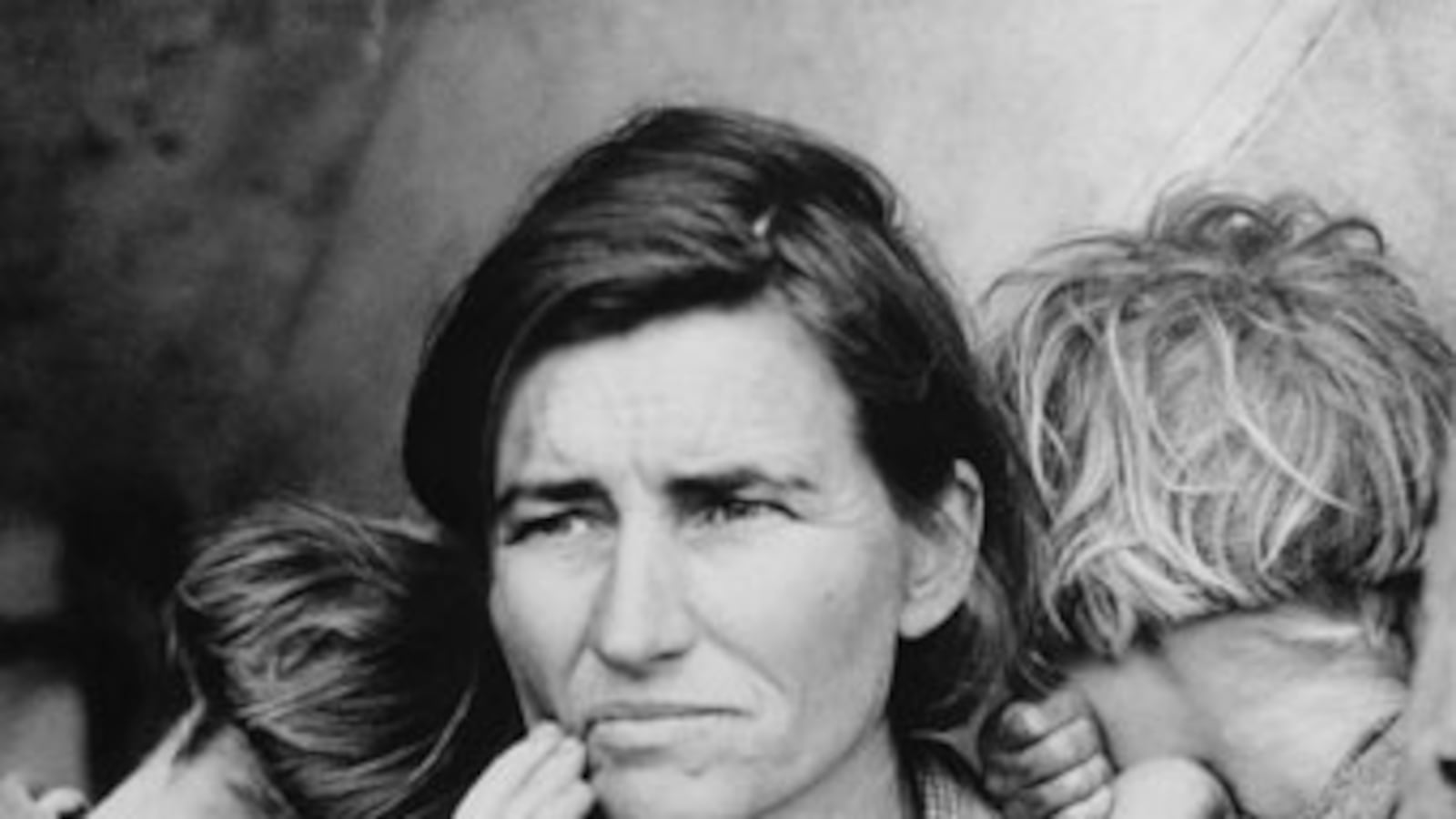 galleries/2010/06/21/polaroid-auction/sothebys-polaroids---dorothea-lange_szpydn