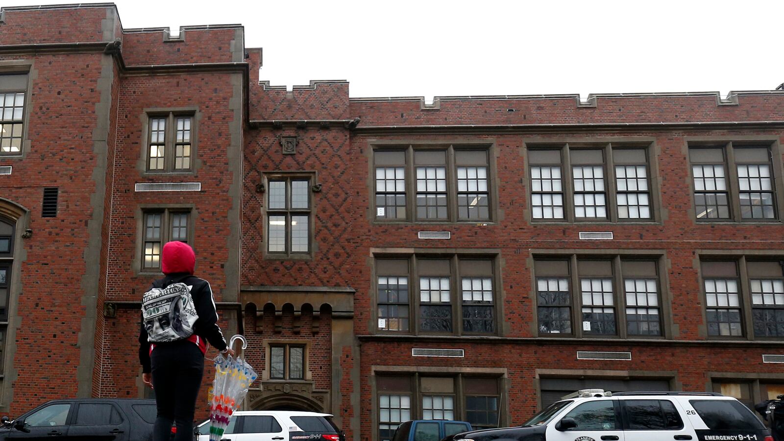 cheats/2014/05/01/60-n-j-teens-trash-high-school/140501-teaneck-high-cheat_hzabjs