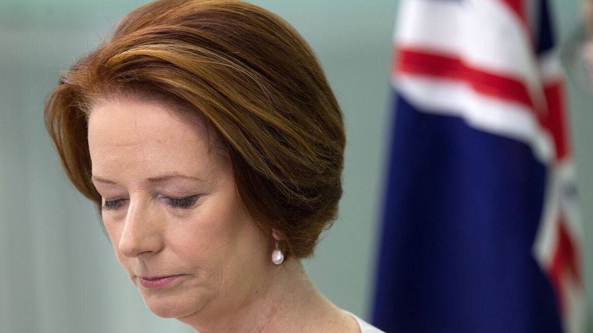 articles/2012/12/07/thorwing-netanyahu-under-abbas/australia-gillard-afghan-killed-soldiers-cheat_ehdesb