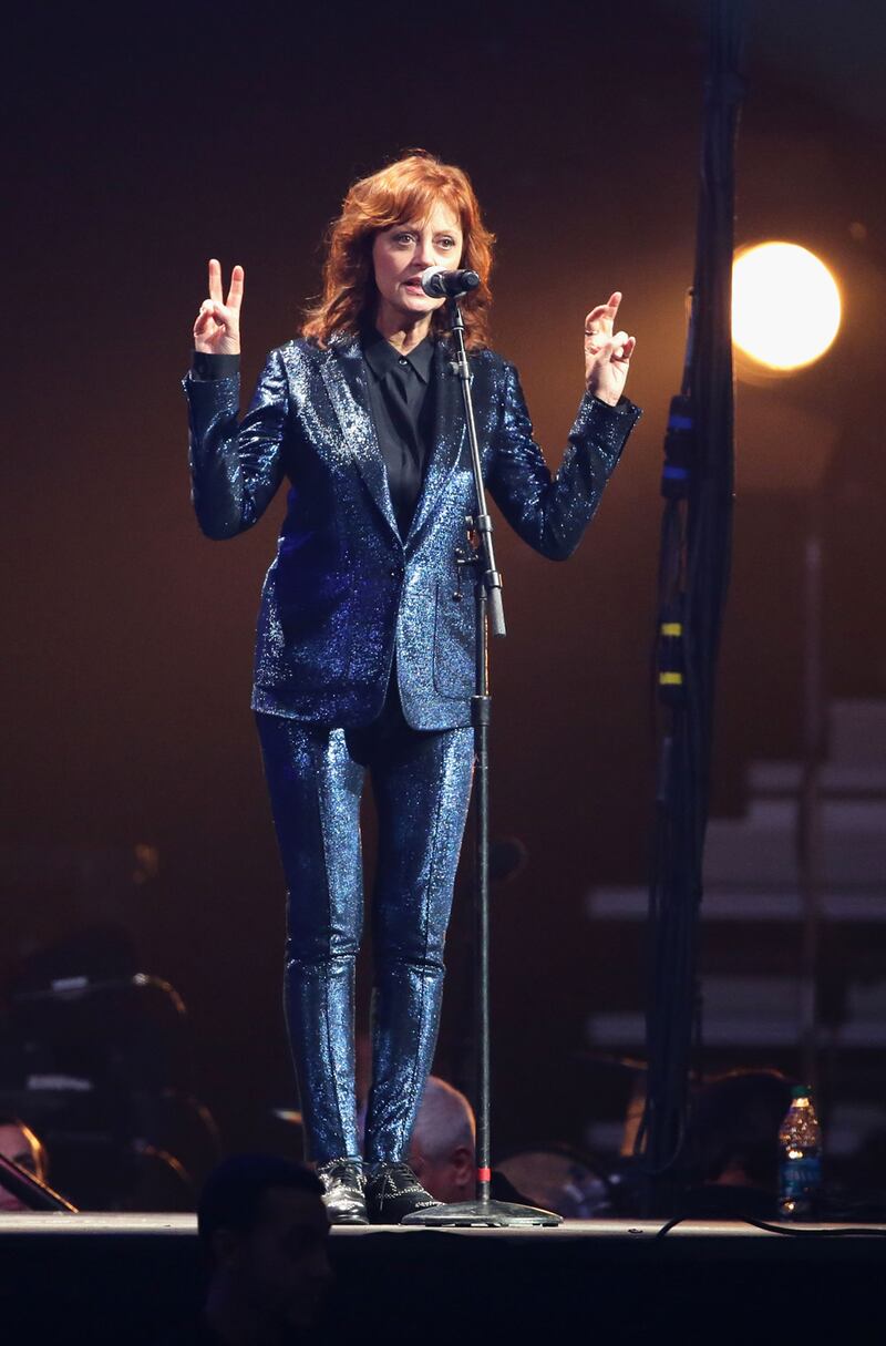 galleries/2014/02/06/pussy-riot-rocks-brooklyn/amnest-concert4_ahsexj