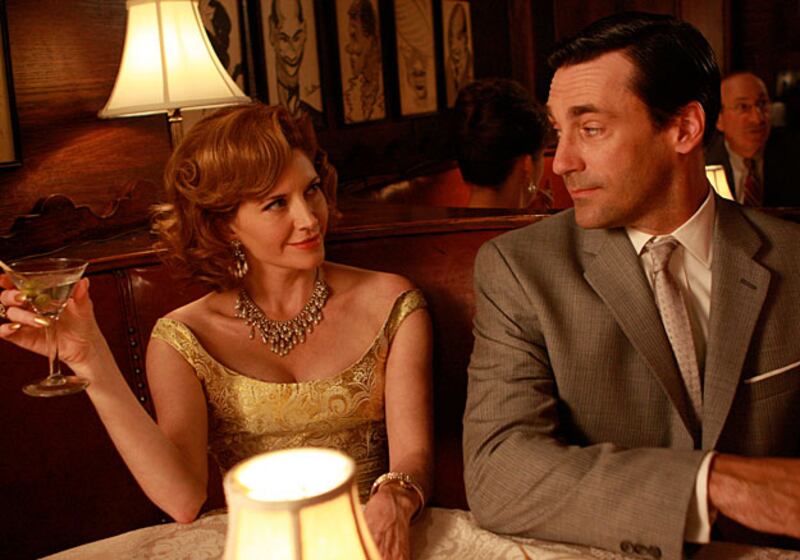 galleries/2009/11/25/things-we-re-thankful-for/thankful-for---mad-men_w8nvp1