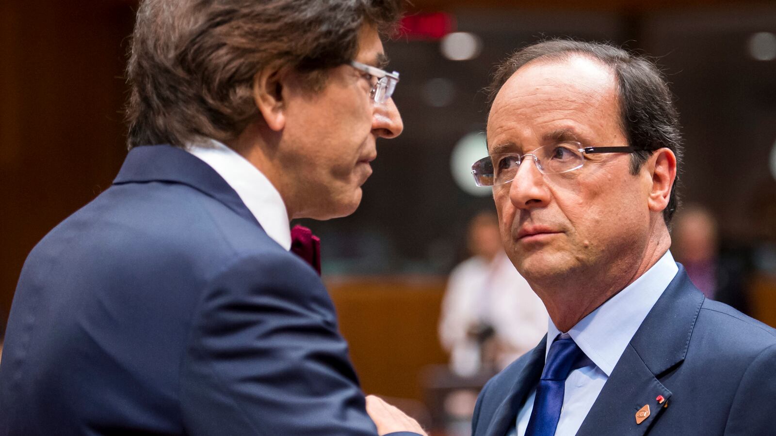 cheats/2012/06/29/e-u-agree-to-closer-union/french-hollande-block-austerity-cheat_jmbrou