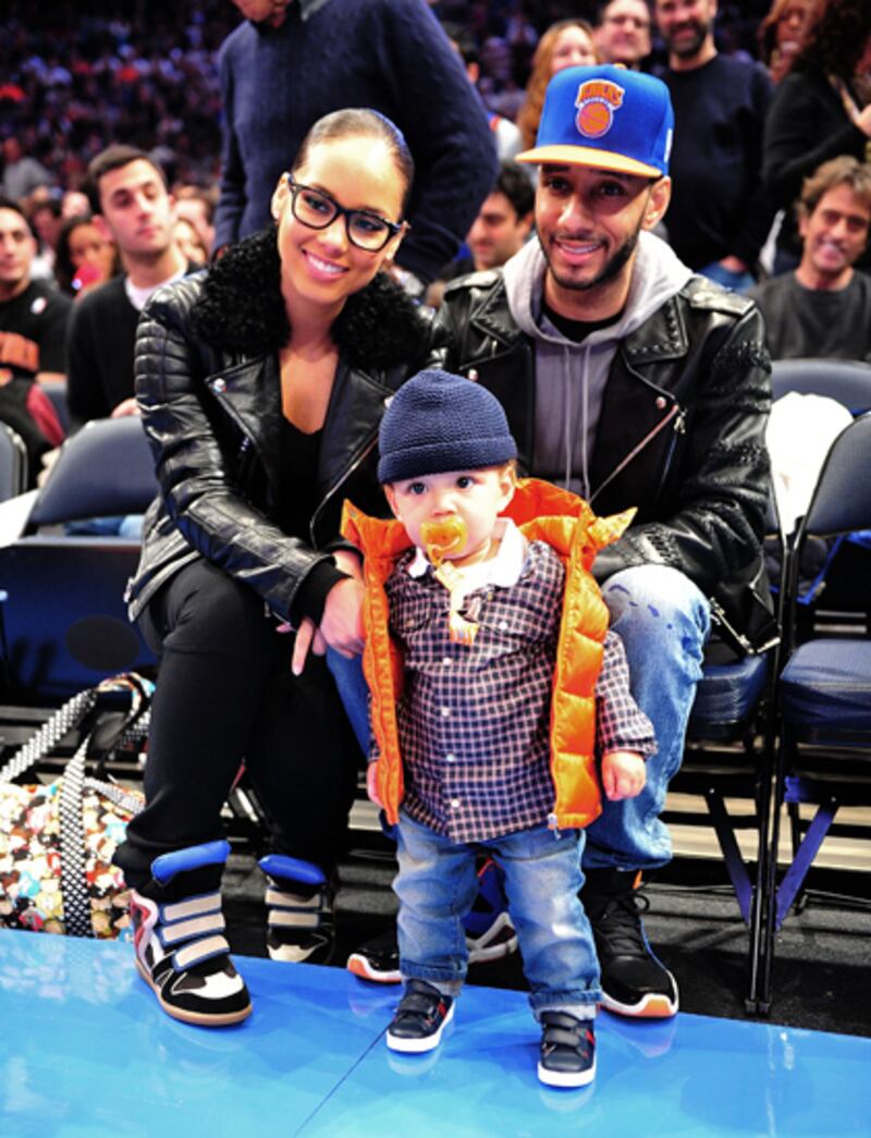 galleries/2012/05/30/elle-fanning-beyonce-more-stars-in-sneaker-wedges-photos/sneaker-wedges-keys_lirbdx