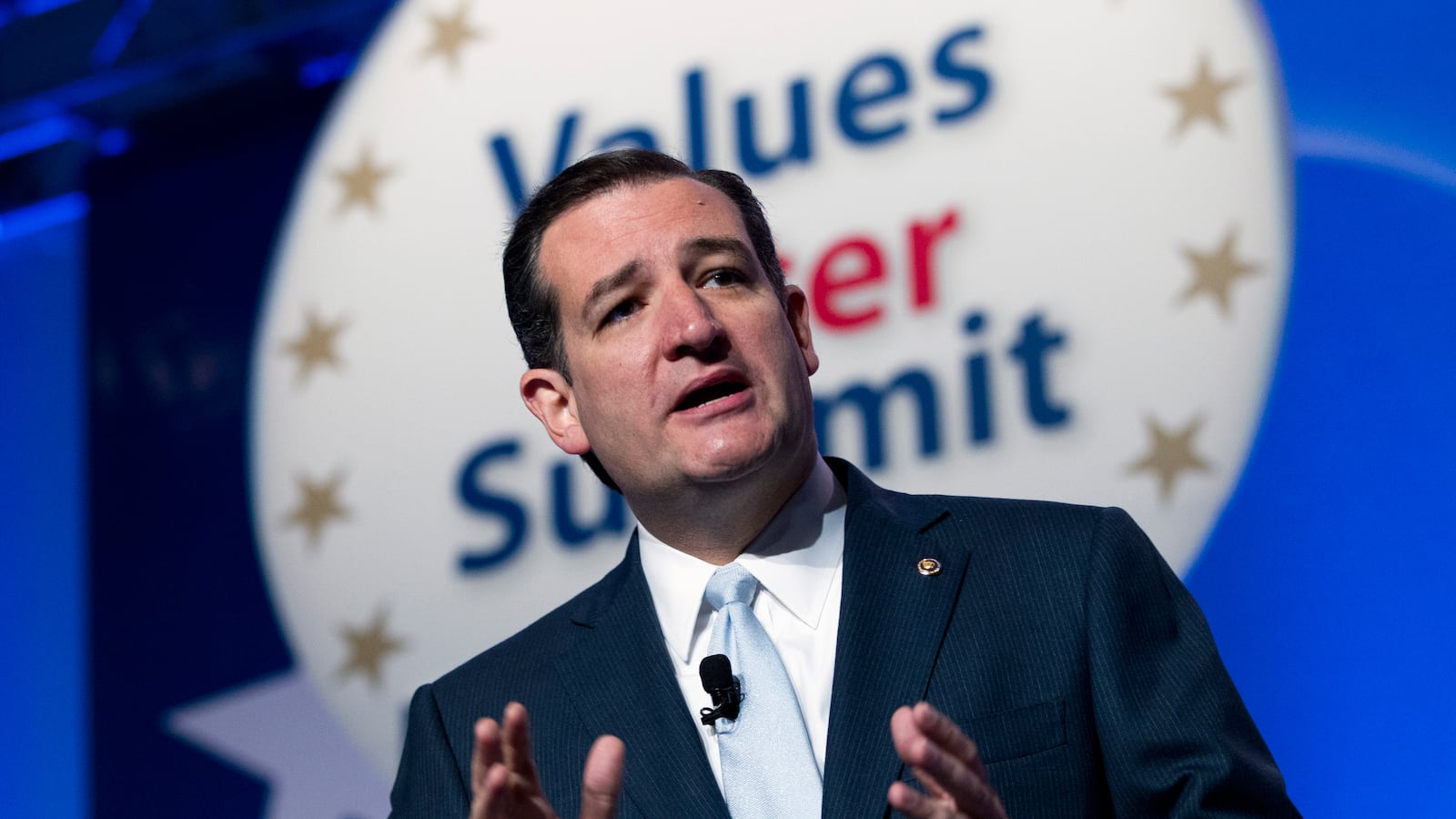 cheats/2013/10/13/cruz-wins-value-voters-straw-poll/131013-ted-cruz-cheat_h5rlqh