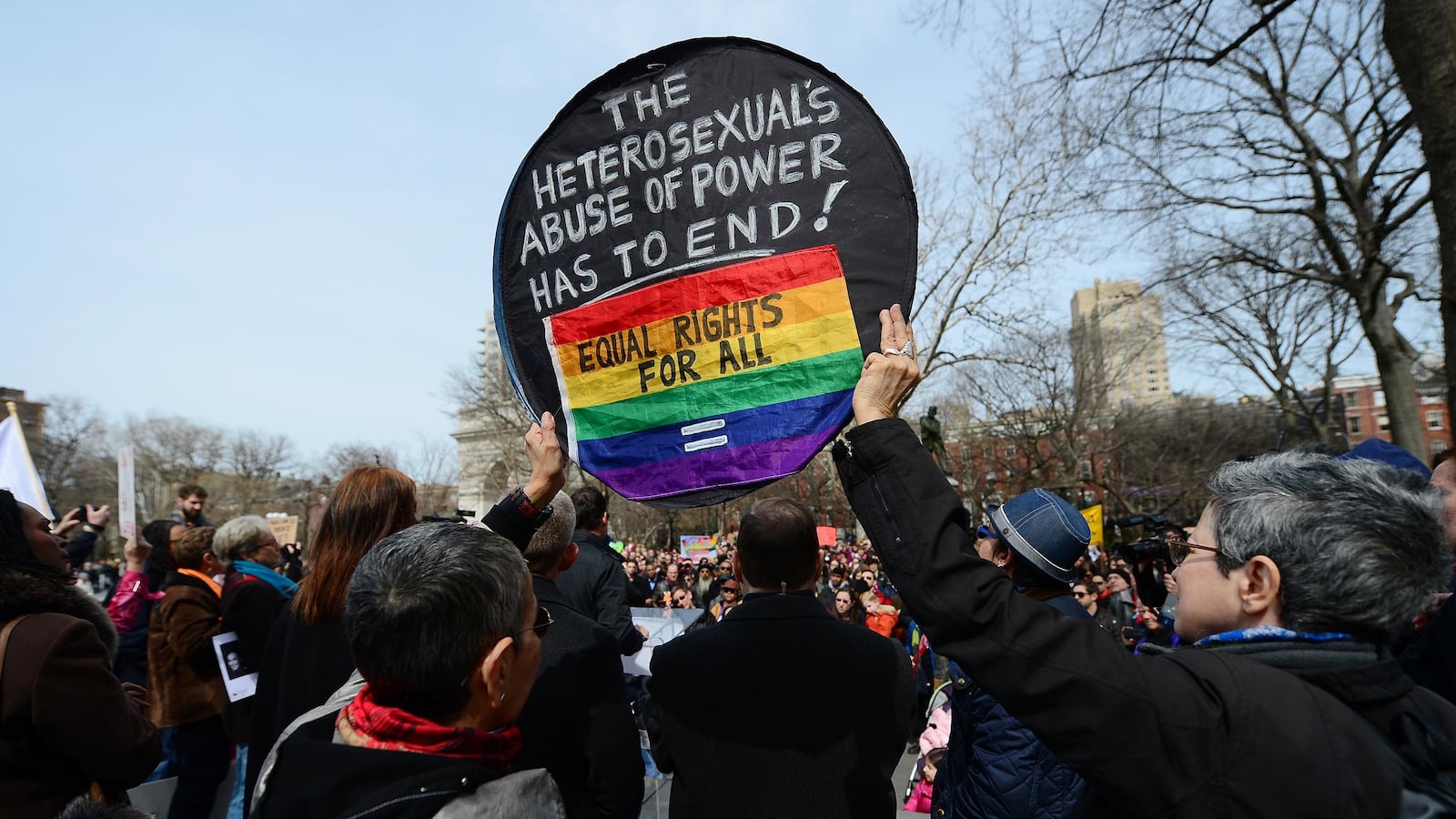 articles/2013/03/25/the-sodomy-case-that-may-sway-justice-kennedy-s-same-sex-marriage-vote-vertical/130324-gay-marriage-scotus-winkler-tease_relffq