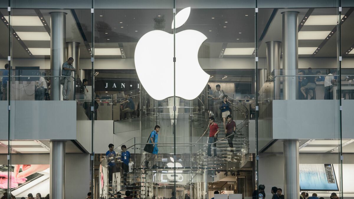 cheats/2012/09/20/apple-responds-to-map-backlash/apple-fights-back-map-app-cheat_xq34pp