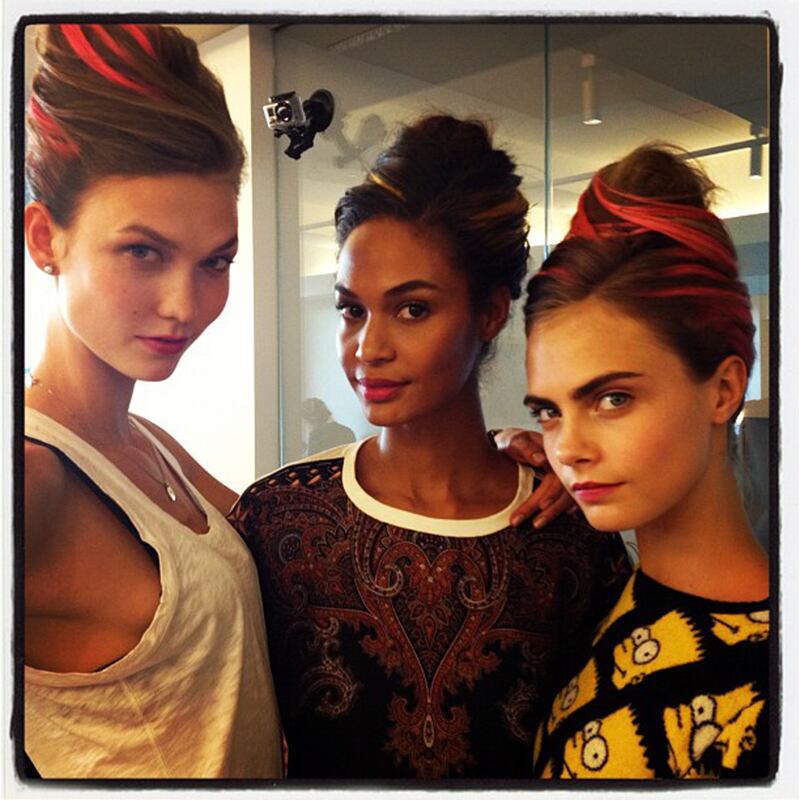 galleries/2012/09/15/fashion-instagrams-tyra-banks-jessica-alba-more-photos/fashion-insta-120914-11_secnl8