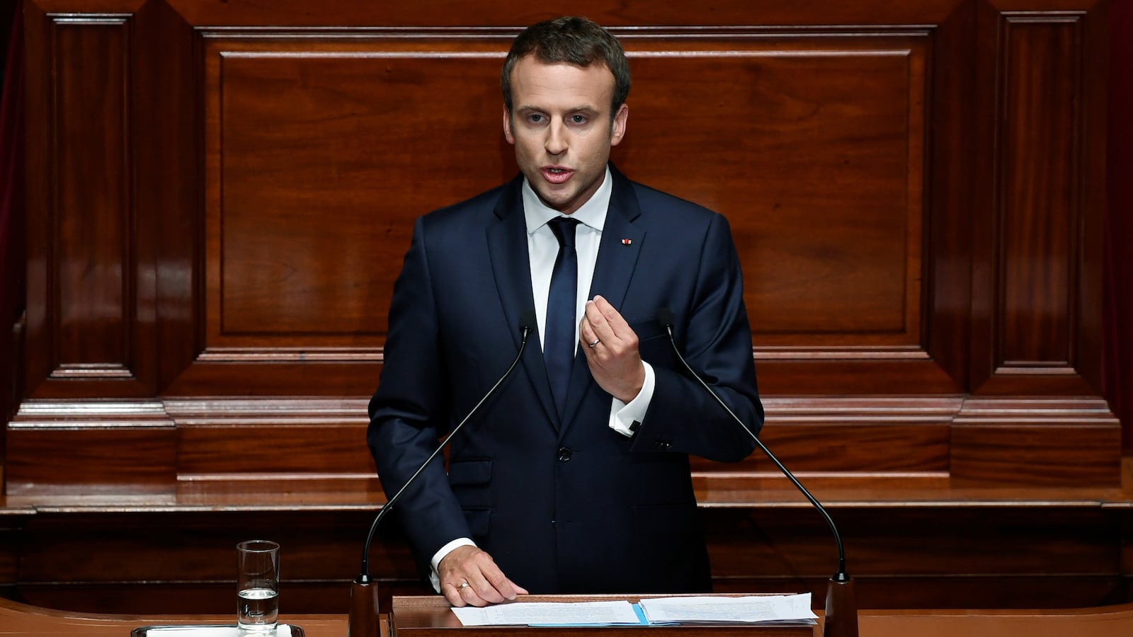 macron_er5ctb