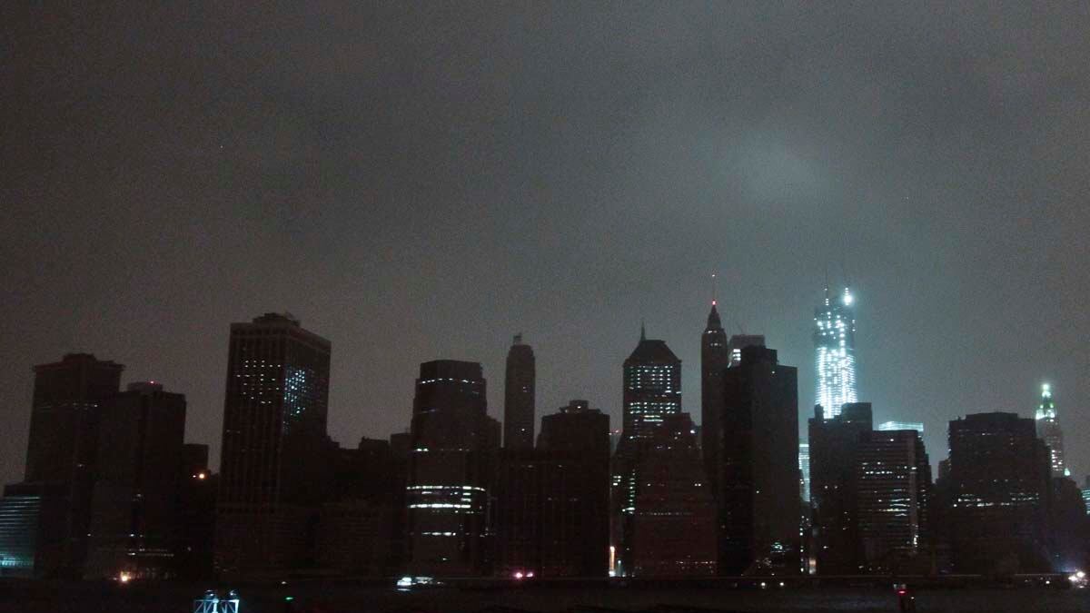 articles/2012/10/30/after-storm-who-s-got-the-real-power-look-for-backup-generators/power-generator-status-symbol-gross-tease_rehu4c