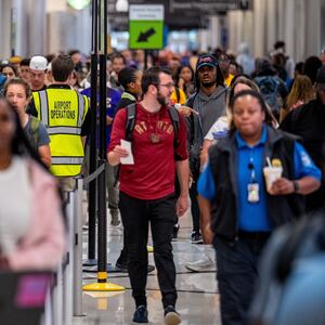 TSA security line