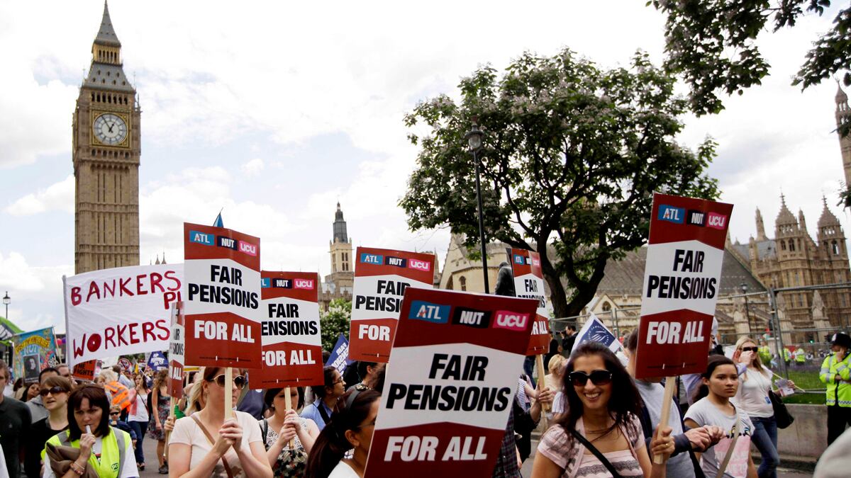 cheats/2011/06/30/hundreds-of-thousands-strike-in-the-uk/britain-pension-strikes-cheat_yhox96